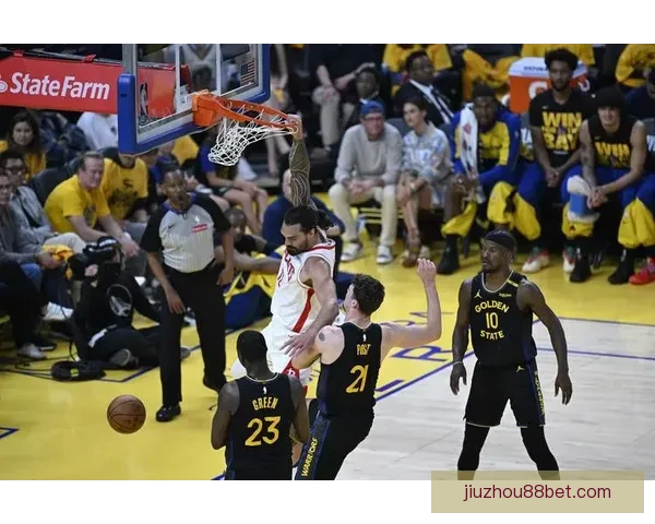 里斯26分17板带队终结奇才队史16连败客场大胜爵士强势反弹