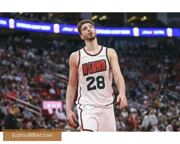 伊森终于打破三分荒投中近半个月首个三分球 结束23连铁尴尬纪录